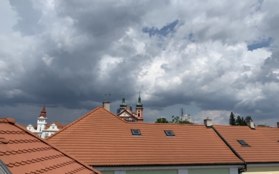 Mariánský kostel z podkroví bytu